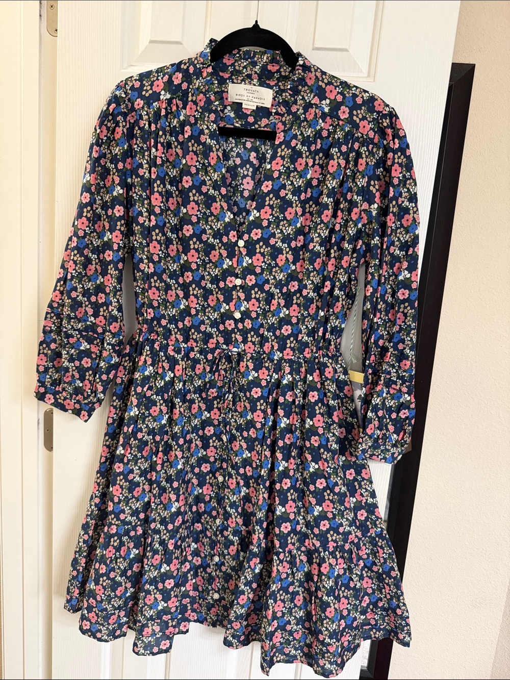 Trovata Birds of Paradis Dress. NEW with tags . Medium cotton / silk